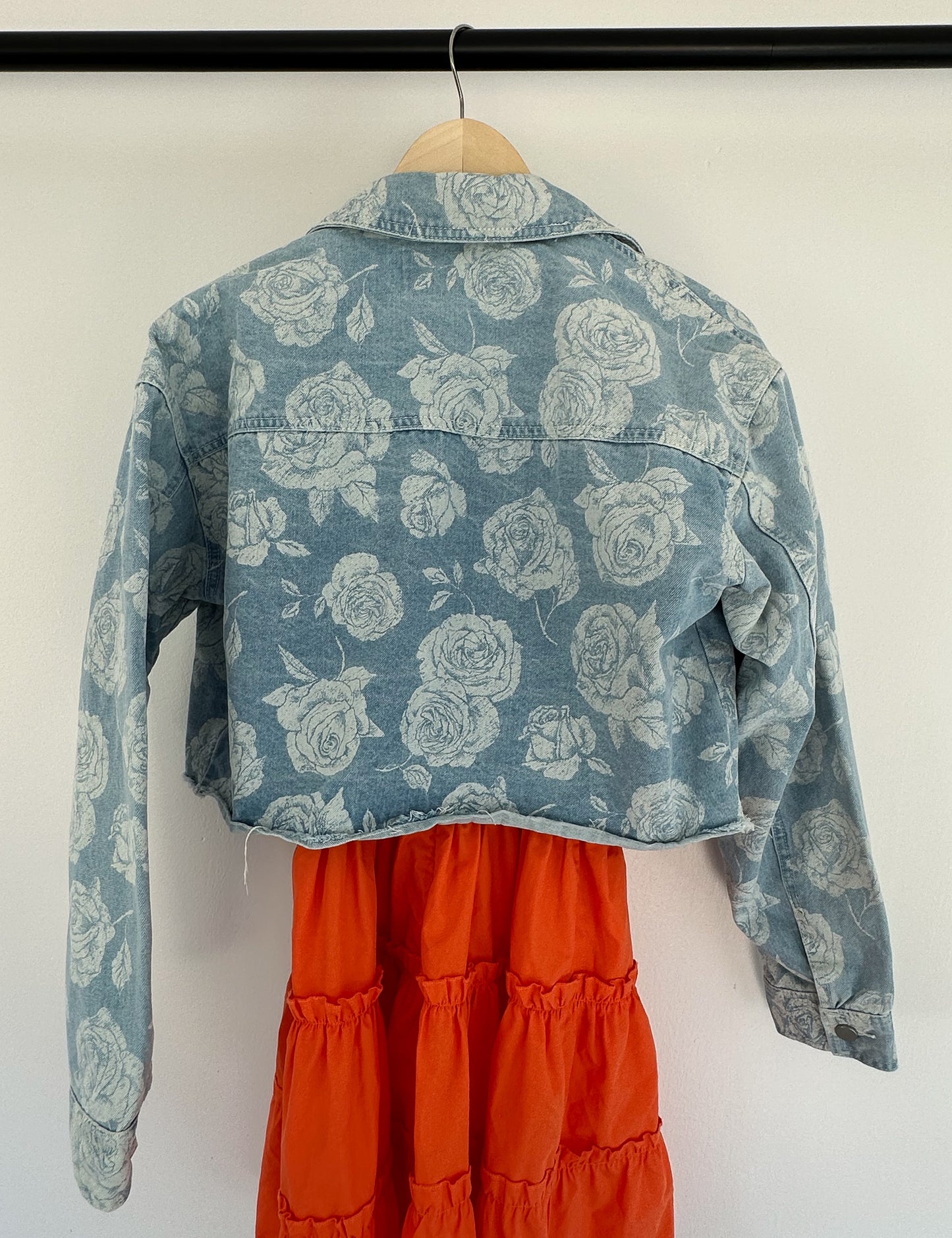 Cropped Rose Design Denim Jacket